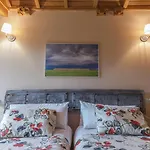 La Figal De Xugabolos, Hotel Salas (Asturias)