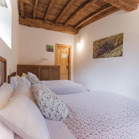 La Figal De Xugabolos, Salas Otel