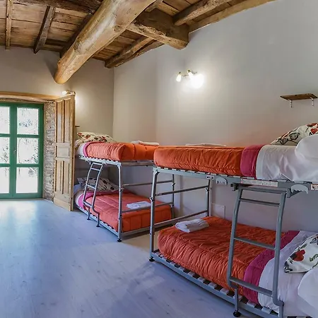 La Figal De Xugabolos, Salas Otel